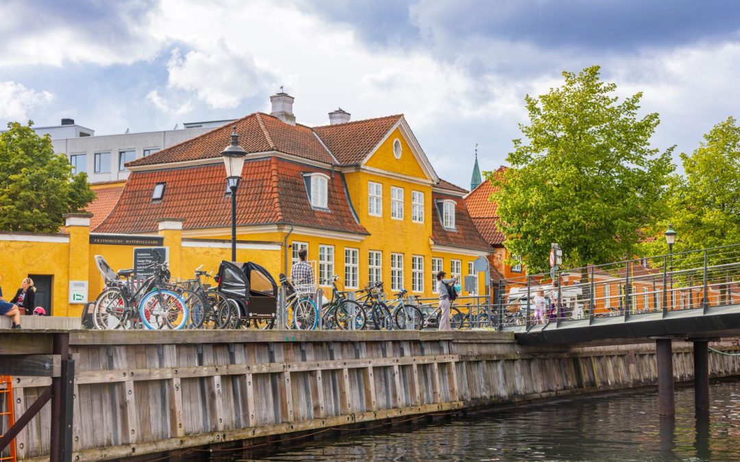 Fietsend van Havenbad naar Hapiness
